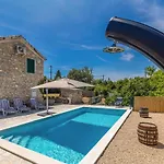 House Eden Casa vacanze *