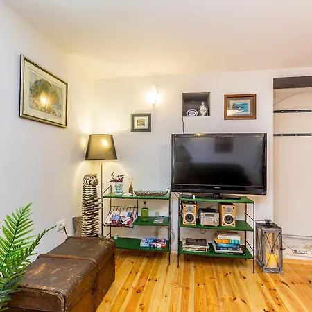 Semesterbostad House Eden *